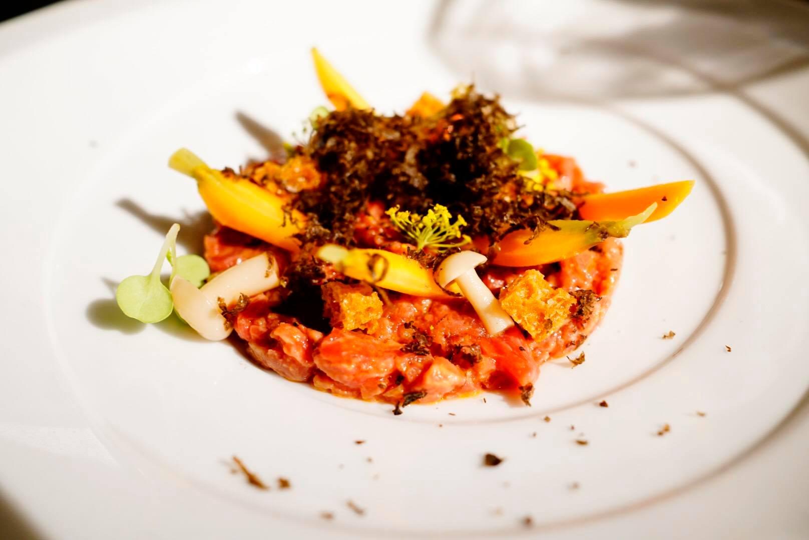 28070939_1806689199350398_2829629976915198121_o-1