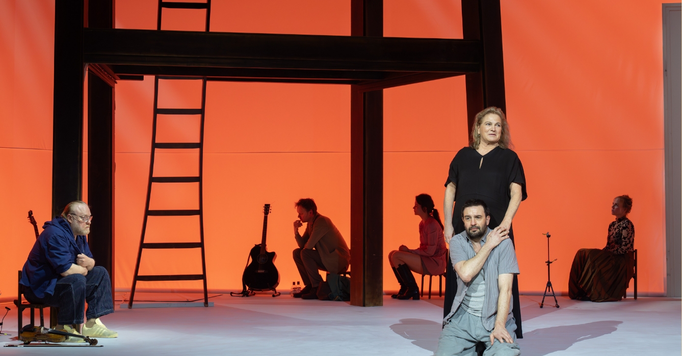 Oom Wanja door Toneelgroep Maastricht: De natuur van het onvermogen