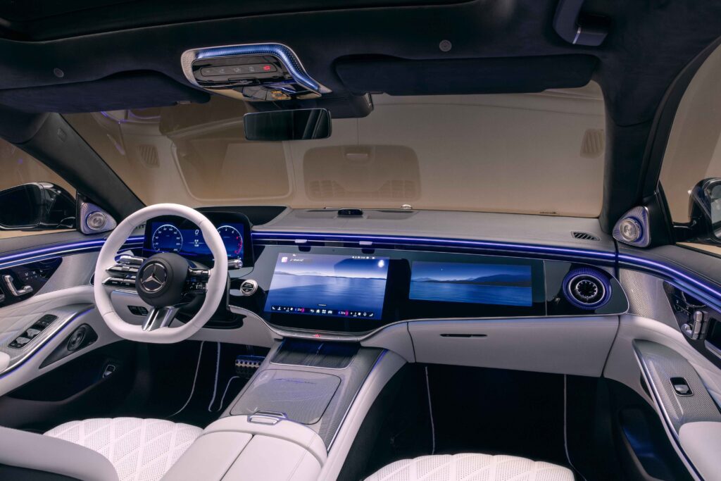Mercedes-Benz S-klasse, Autoworld